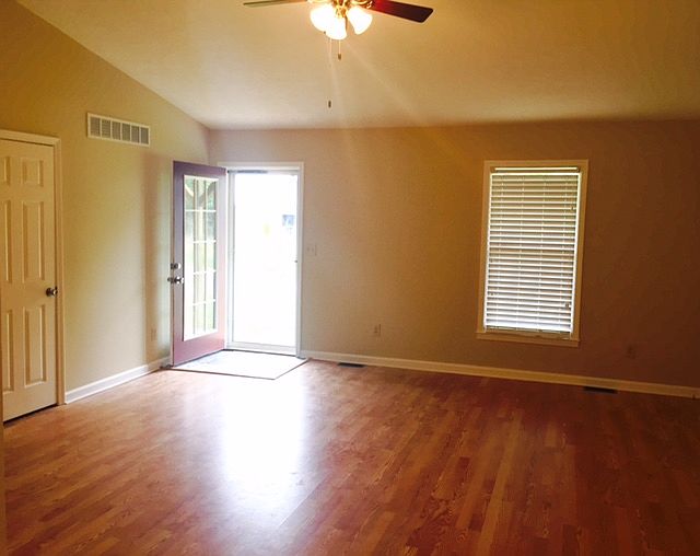 1st image of 57 Holtzclaw Ln