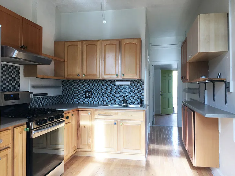 1409 Bruce Randolph Ave — Photo 9