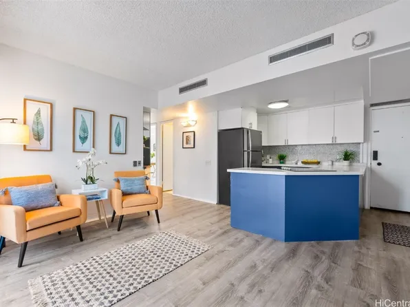 225 Queen St APT 20G, Honolulu, HI 96813