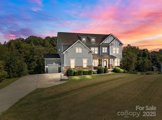 141 Rain Shadow Dr, Mooresville, NC 28115