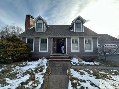 5 Angela Dr, Old Forge, PA, 18518