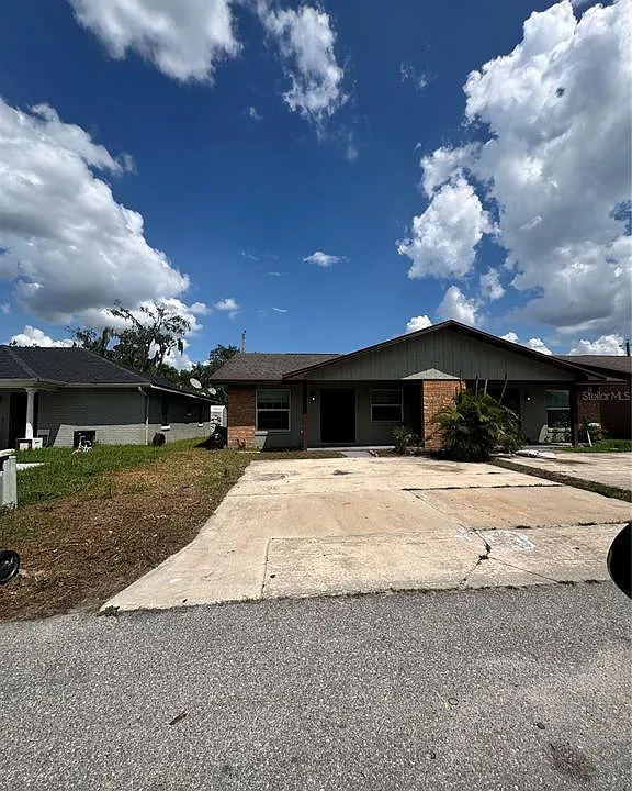 932 Buccaneer Dr