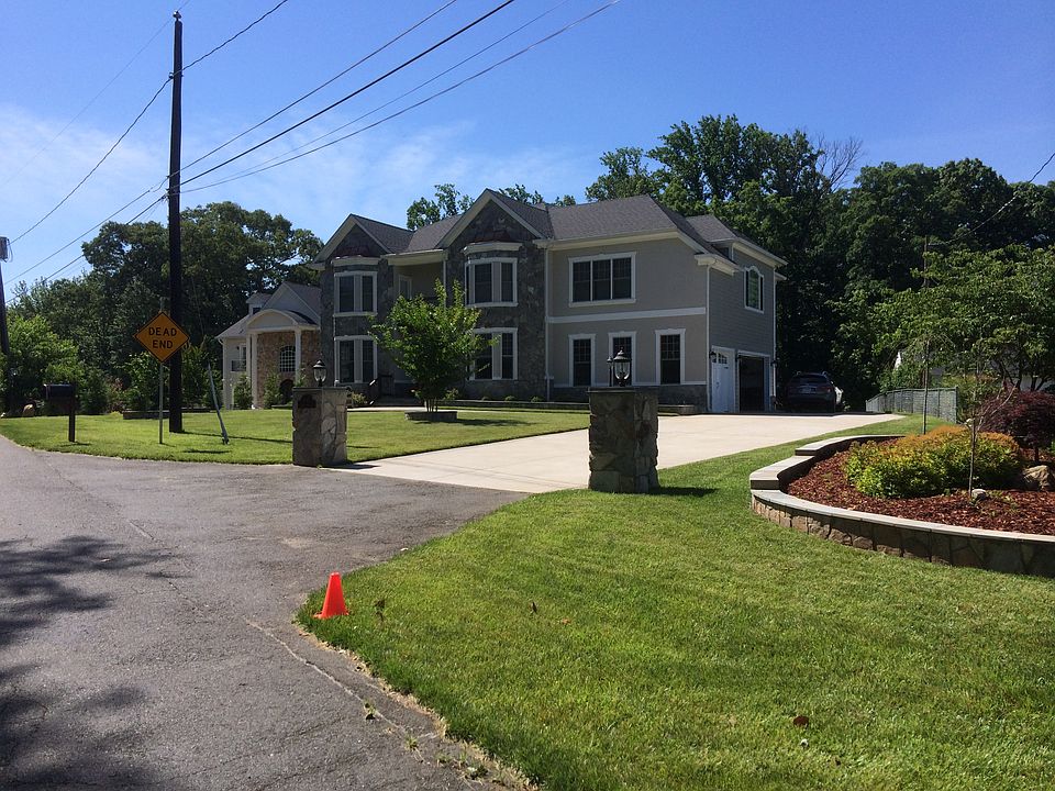1st image of 8325 Robey Ave
