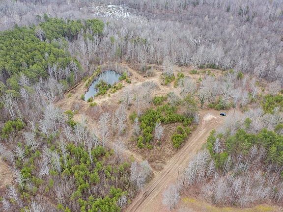 5th image of 4079 Hidden Acres Dr