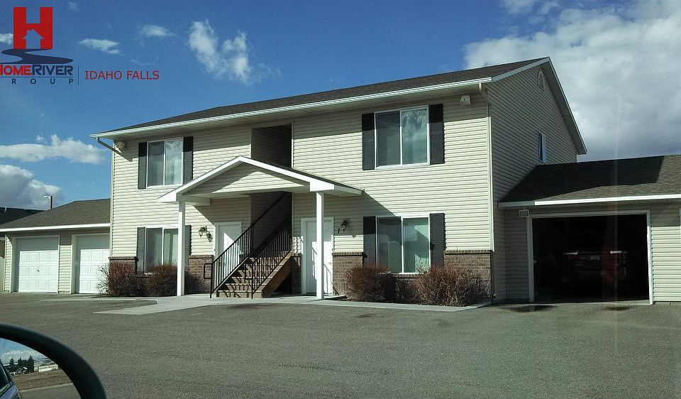 1st image of 3334 Briar Creek Ln APT 4