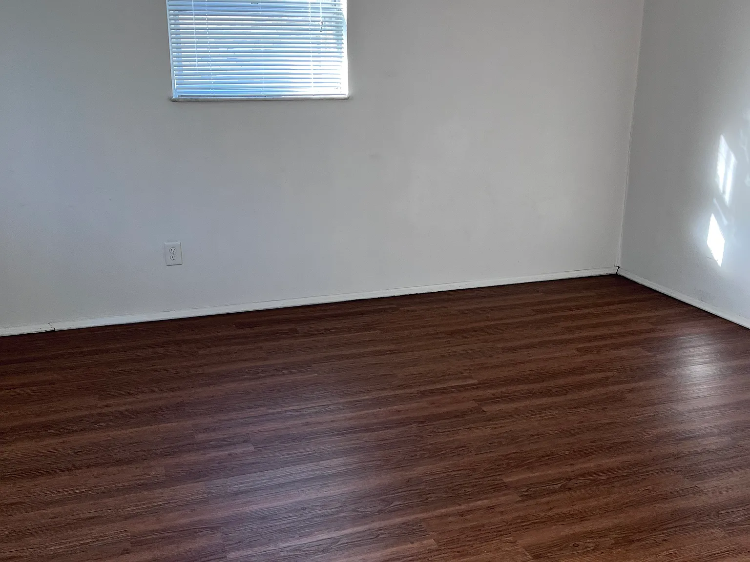 1 bed, 600 sqft, $1,150 — Photo 2