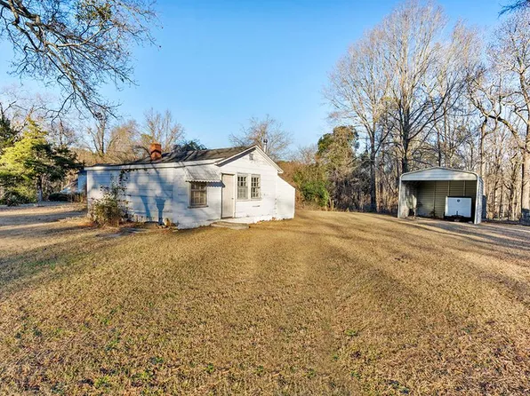 606 Laurel Ave E, Greenwood, SC 29649