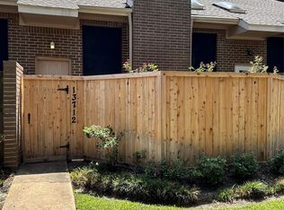 13712 Hollowgreen Dr #702, Houston, TX 77082