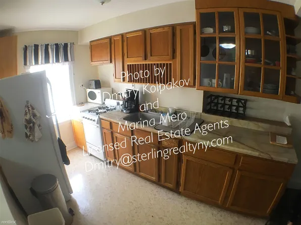 2217 28th St, Long Island City, NY 11105