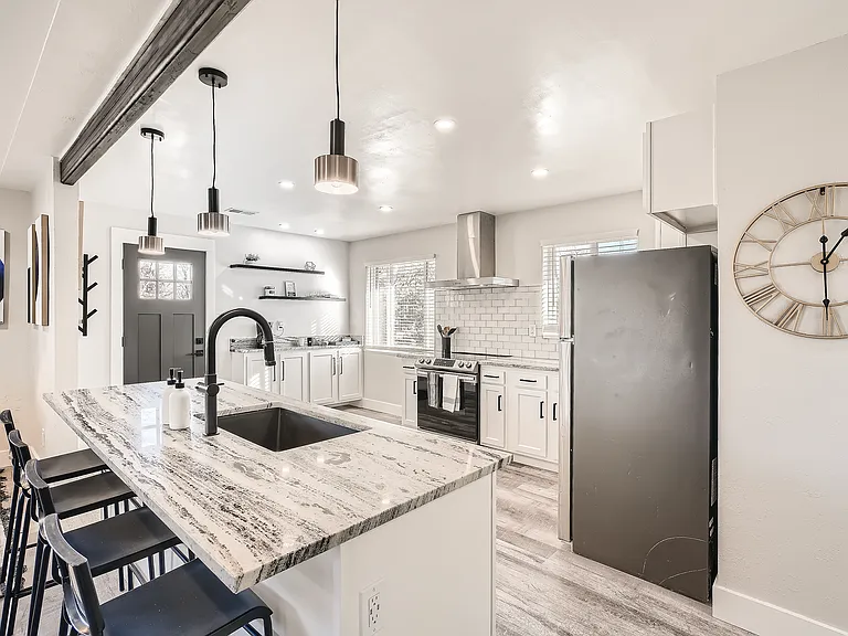 3003 Kendall St — Photo 13
