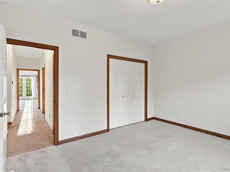 49147 Dunhill Dr, photo 26