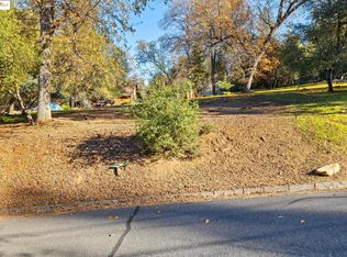 8/143 Hillhurst Cir, Groveland, CA 95321