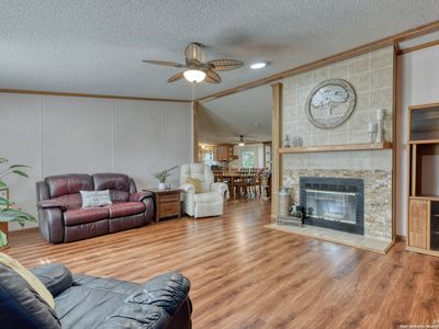 2002 HIAWATHA, Spring Branch, TX, 78070