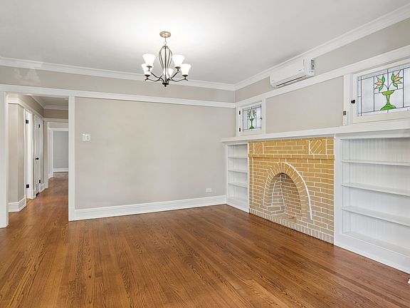 4th image of 2653 W Winnemac Ave
