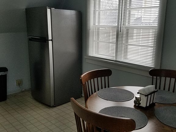 5th image of 270 N Shore Dr APT 3