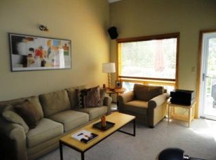 3066 Lake Shore Dr #3066, Minneapolis, MN 55416