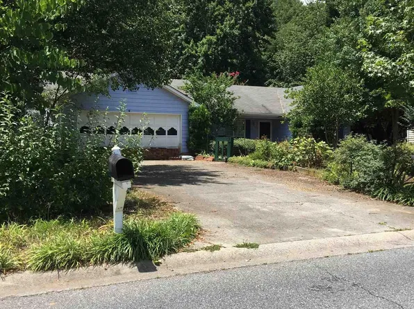 15 Bishop Mill Dr, Cartersville, GA 30121
