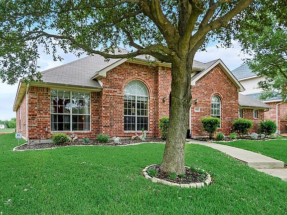 4th image of 7906 Munich Dr