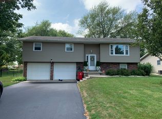 2587 French Dr, Decatur, IL 62521