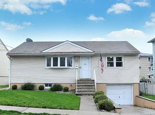 285 Paulanne Ter, Secaucus, NJ 07094