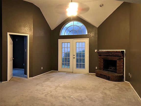 4th image of 4461 Sierra Dr