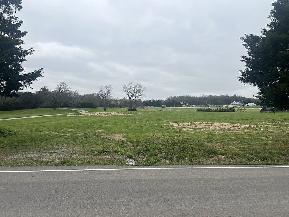 2nd image of 780 Greenwood Rd Lot 2