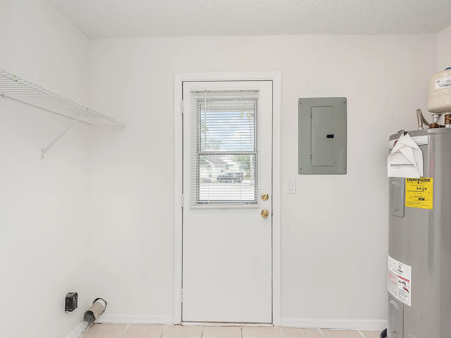 2 bed, 1404 sqft, $1,500 — Photo 4