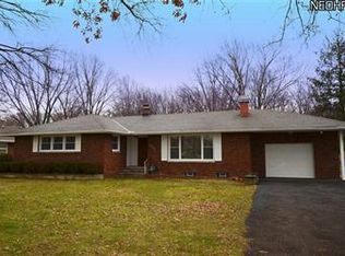 2777 Jaycox Rd, Avon, OH 44011