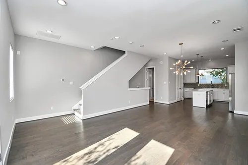 308 Palmer St Photo 1
