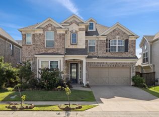 1305 Mary Horn Ln, Aubrey, TX 76227