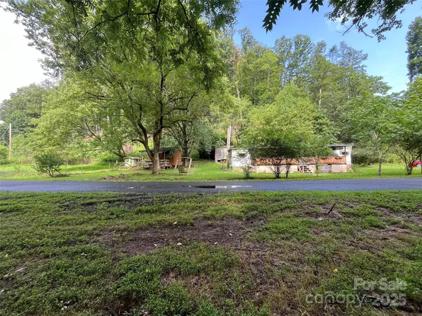 791 Lower Shut In Rd, Hot Springs, NC 28743