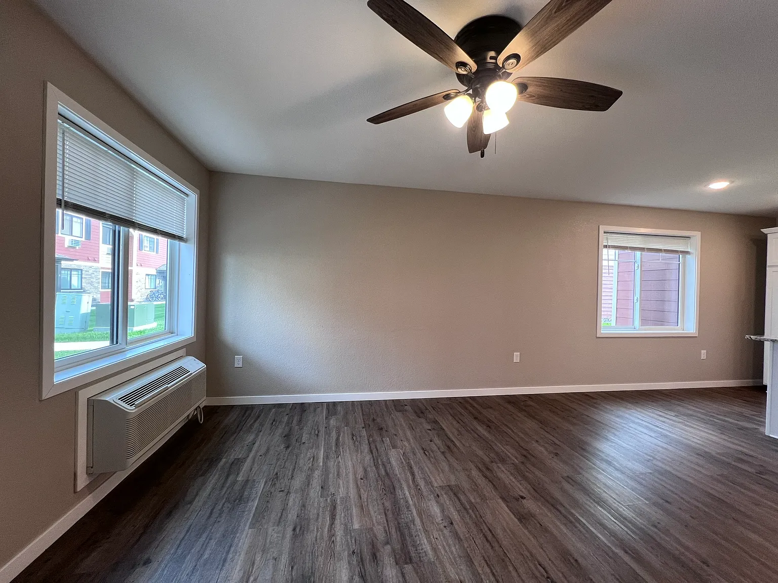 5546 Timber Trl - Unit 5 — Photo 3
