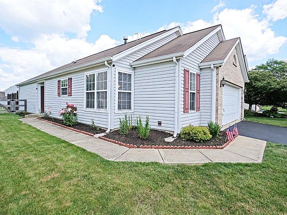 2nd image of 328 Hartford Ct