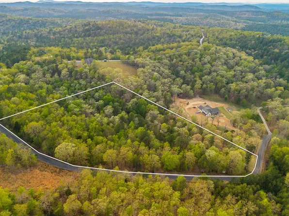 Northlake Cv, Hot Springs National Park, AR 71901