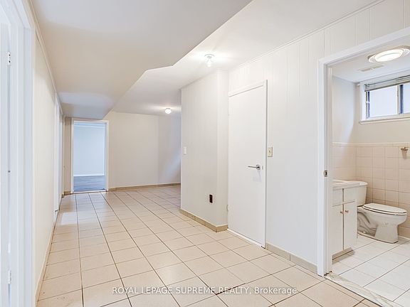 5th image of 5 Paramount Ct #Basement