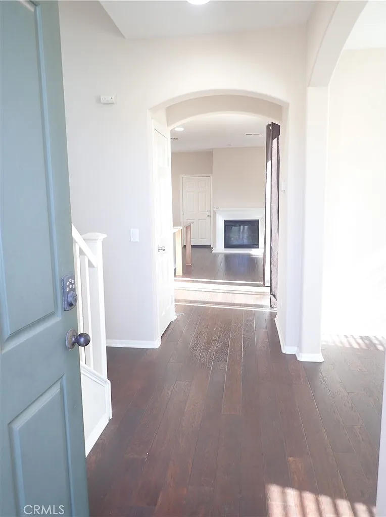 3 bed, 3.5 bath, 1797 sqft, $2,950 — Photo 3