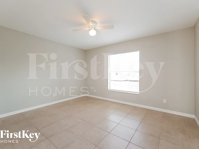 12557 Willmington Blvd — Photo 16