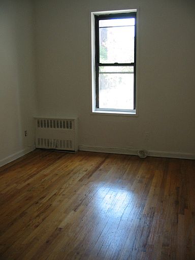 1st image of 1760 1st Ave APT 4