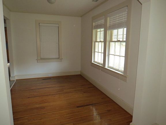5th image of 1430 Richardson Dr