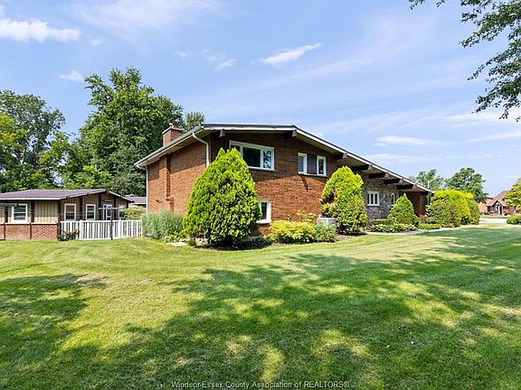 2nd image of 69 Kael Cres