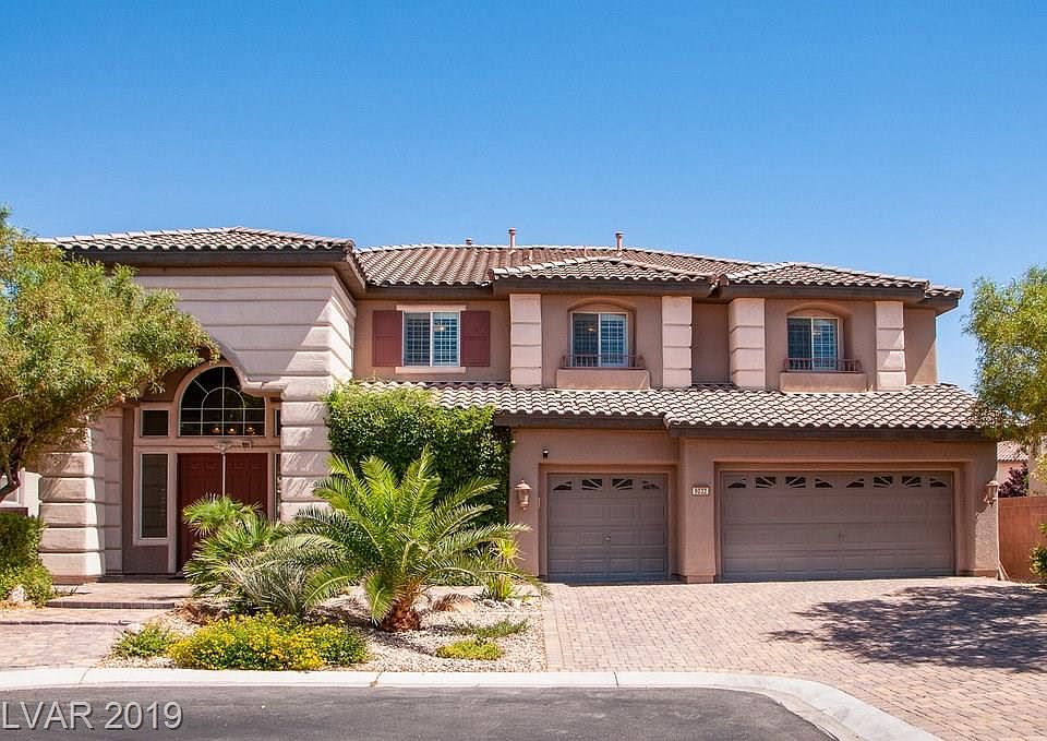 1st image of 8032 Luna Sera Ave
