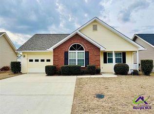 321 Deerfield Cir, Warner Robins, GA 31088