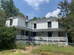 100 Country Creek Dr, Pickens, SC 29671