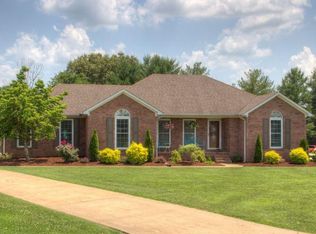 562 Cedar Ct, Lawrenceburg, TN 38464