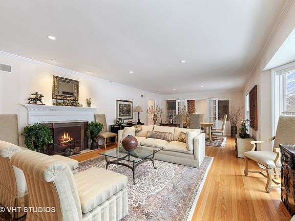 2nd image of 556 Somerset Ln