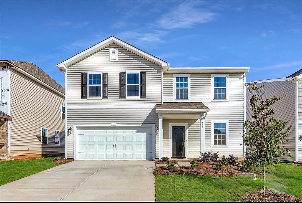 4 bed, 2.5 bath, 2230 sqft, $2,300 — Photo 1