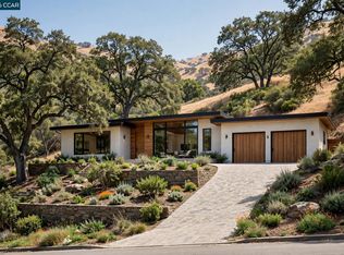 46 Oak Rd, Orinda, CA 94563