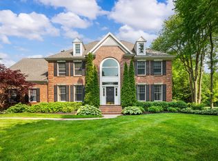 3265 Estates Dr, Saint Joseph, MI 49085