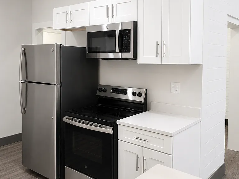718 Pearl St #B — Photo 5