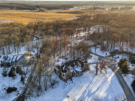 4th image of 307 Knollwood Dr